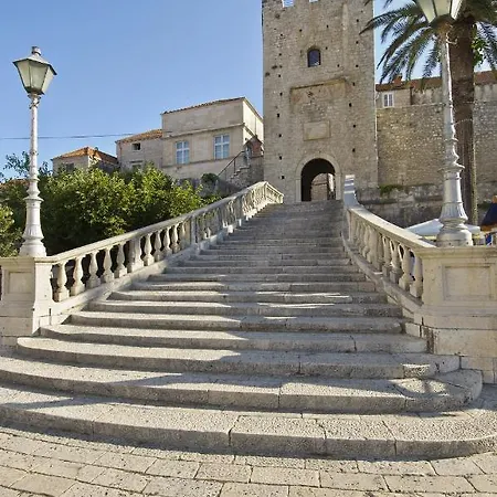 In With Seaview, Balcony, Wifi, Washing Machine